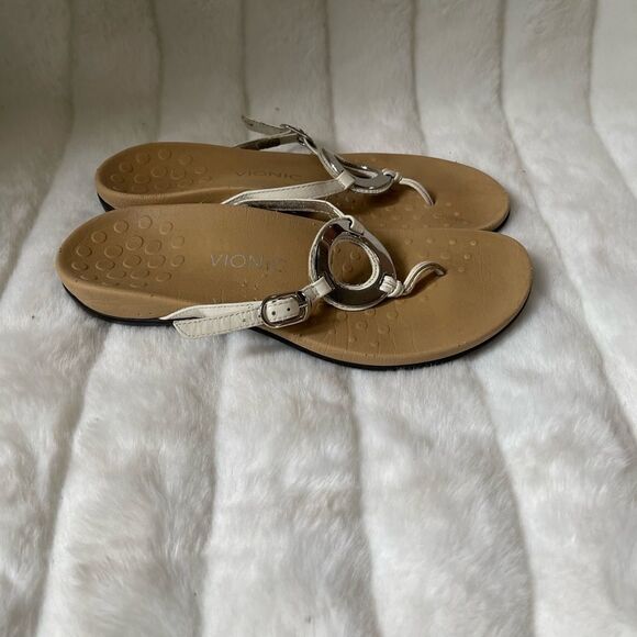 Vionic karina comfort thong sandals beige with silver tone ring accent size9 - Picture 4 of 7